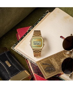 Reloj CASIO Vintage Unisex - Digital Iconic Brazalete de Acero IP Dorado - Esfera Dorada con Acentos Verdes | A158WEGV-9AEF