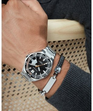 Pulsera VICEROY Para Hombre - Acero e IP Negro con Piel Trenzada Negra y Placa - 14334P01010