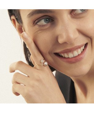 Anillo VICTORIA CRUZ Basic Para Mujer - Doble Círculo Cristal y Plata de Ley Crystal (7mm y 9mm) - Baño Oro 18KT | A4224-07DA