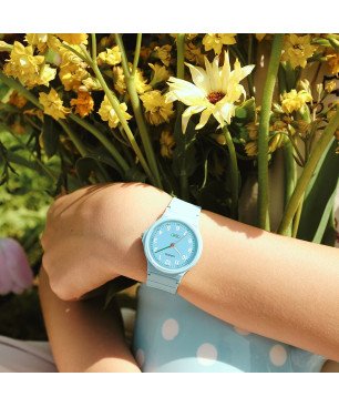 Reloj CASIO Analógico Compacto de Resina con Correa Biológica Azul LQ-24B-2BEF
