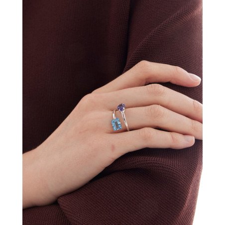 Anillo VICTORIA CRUZ Borea Para Mujer - Espiral con Cristales Azul y Morado en Plata de Ley - Baño Rodio | A5477-10HA
