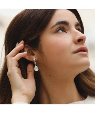 Pendientes Largos VICTORIA CRUZ Jasmine Para Mujer - Lágrima de Cristal y Plata de Ley - Baño en Rodio | A3755-07HT