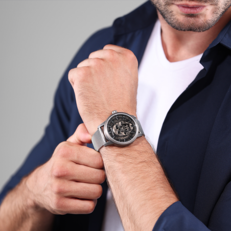 Reloj POLICE Raho Hombre - Brazalete de Acero Malla Milanesa - Esfera Negra con Detalle Calavera | 5 ATM | PEWJG0005505