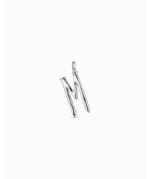 Charm UNOde50 Unisex - Letra M de Acero Bañado en Plata de Ley | CHA0013MTL0000U