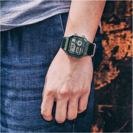 Reloj CASIO AE-1200WH-1CVEF Hombre Digital Negro con Hora Mundial, Mapa Mundial, 10 BAR y Batería de 10 Años